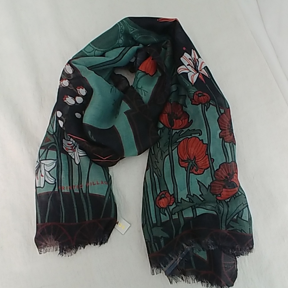 Elegant Poppy Black Green and Red Scarf